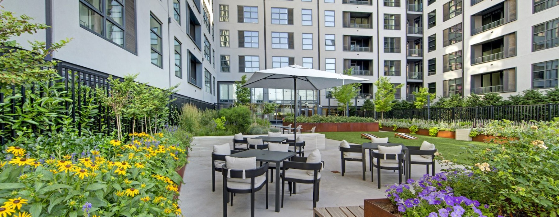 The Alcott Courtyard